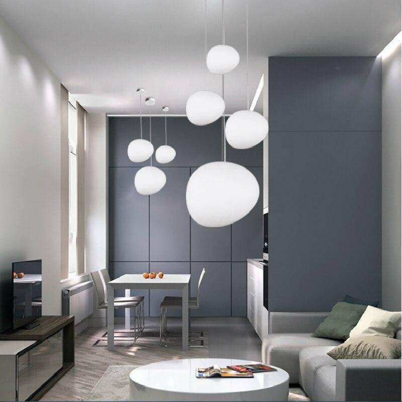 Suspension design LED forme ovale en verre blanc