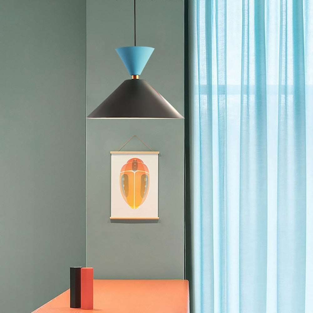 Suspension design LED avec abat-jour nordic coloré Topaz - vue 6 sur 10