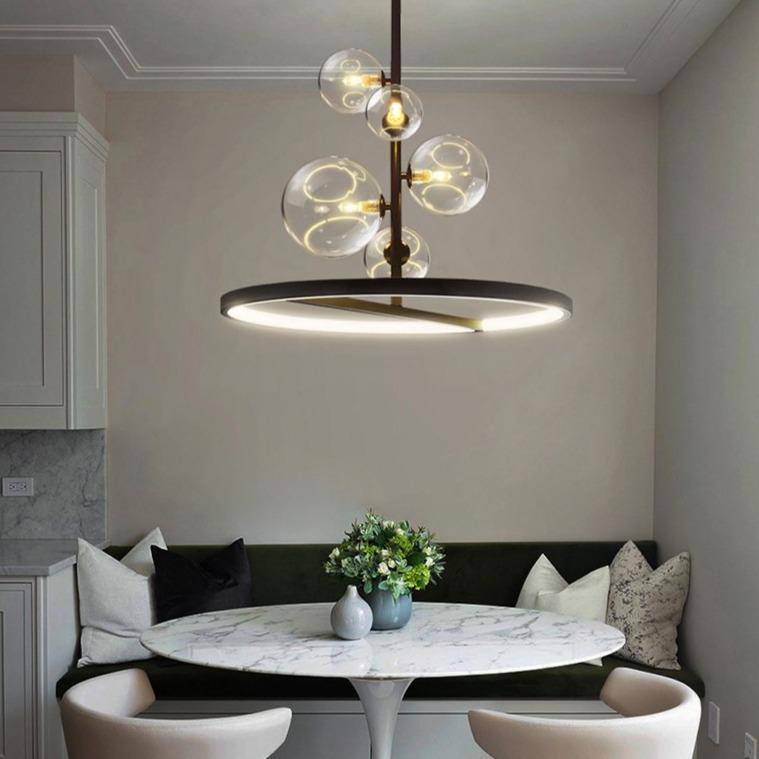 Suspension design à LED avec cercle en métal et boules en verre Light Up - vue 4 sur 8