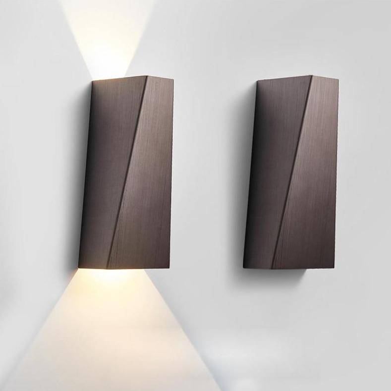 Applique murale design à LED en métal brossé style géométrique - vue 10 sur 18