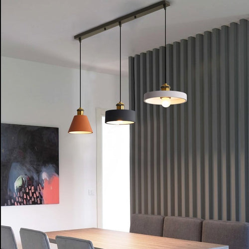 Suspension moderne LED en métal coloré Leesha - vue 6 sur 25
