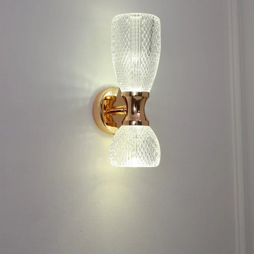 Applique murale moderne LED en verre et détails dorés Ursa