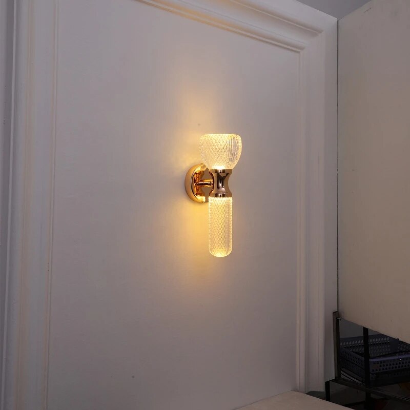 Applique murale moderne LED en verre et détails dorés Ursa - vue 7 sur 17