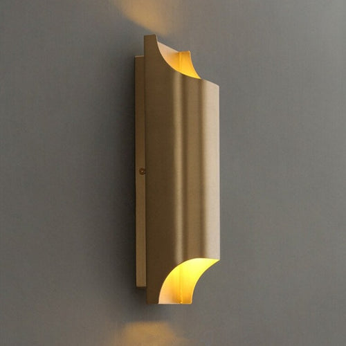 Applique murale moderne LED en forme de lingot d'or Xanat