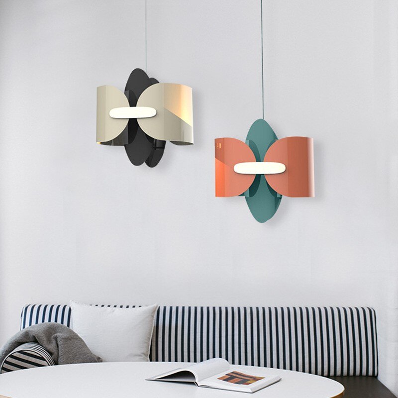 Suspension design en forme de papillon abstrait Kimberly - vue 2 sur 6