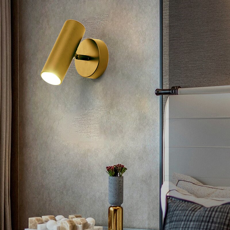 Applique murale moderne LED style spotlight en métal Ariadne