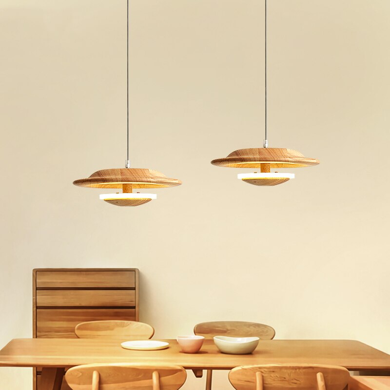 Suspension scandinave avec abat-jour original en bois Zoraida - vue 2 sur 9