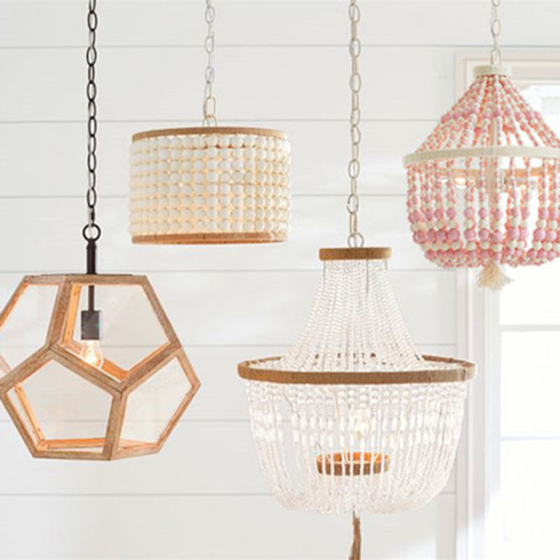 Lustre scandinave style corbeille avec perles enfilées Brunissende