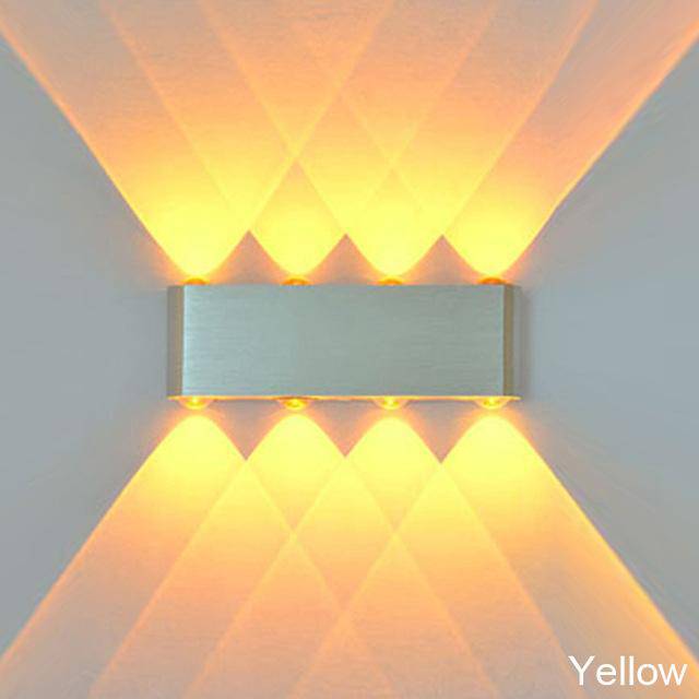 Applique chromé avec LED de couleur Sconce