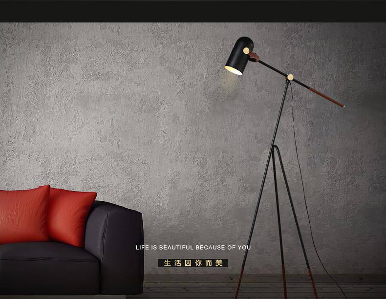 Lampadaire LED ajustable avec trois pieds Floor