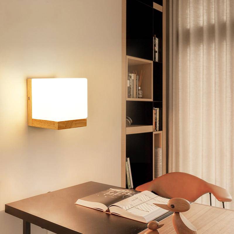 Applique murale moderne à LED en forme cubique en bois