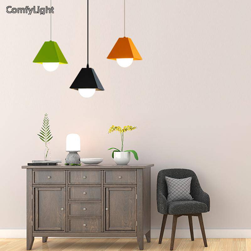 Suspension LED triangulaire de couleur - vue 6 sur 11