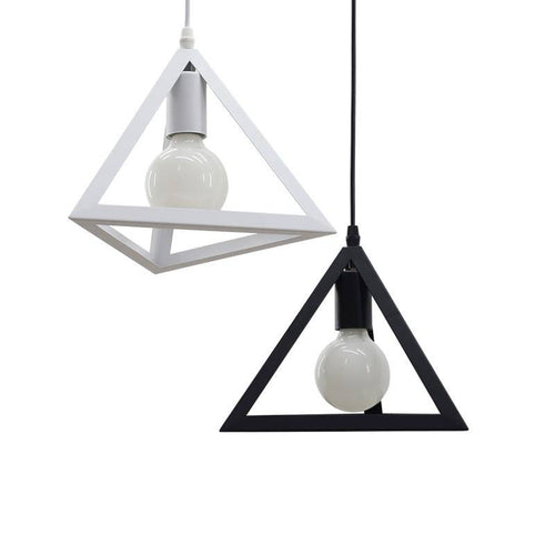 Suspension moderne LED en triangle (noir ou blanc) - vue 3 sur 4