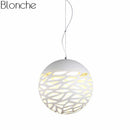 Suspension design moderne en boule trouée Hollow (plusieurs couleurs)