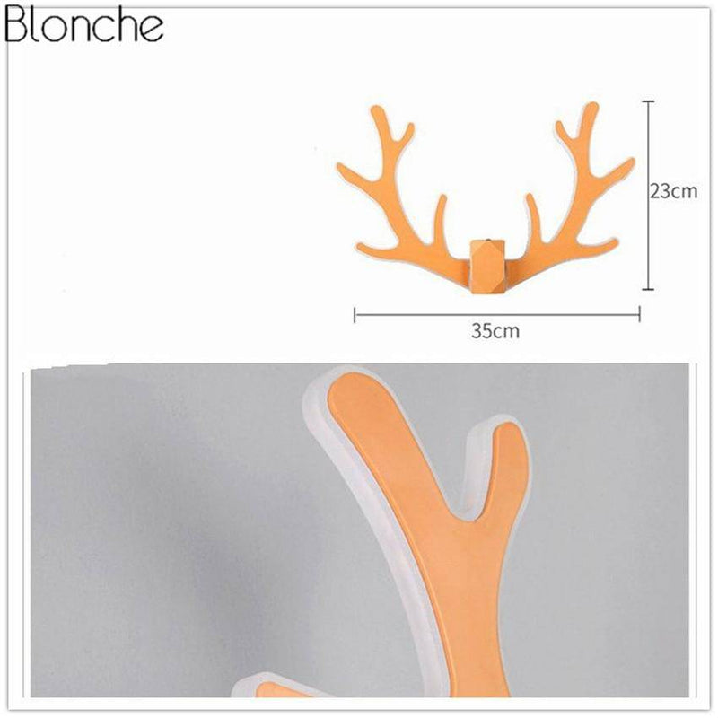 Applique murale LED en forme de corne cerf colorée