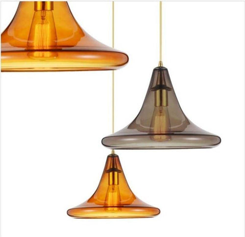 Suspension design en verre triangulaire à LED - vue 3 sur 6
