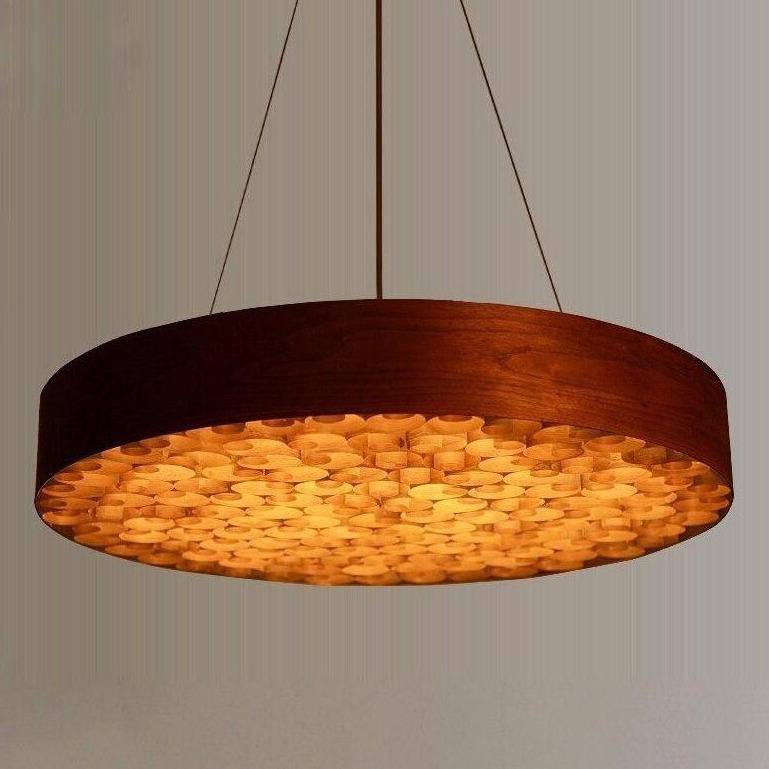 Suspension rétro LED avec cercle aux bords épais en bois style Chandelier
