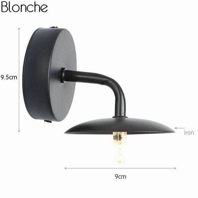 Applique LED avec abat-jour en metal