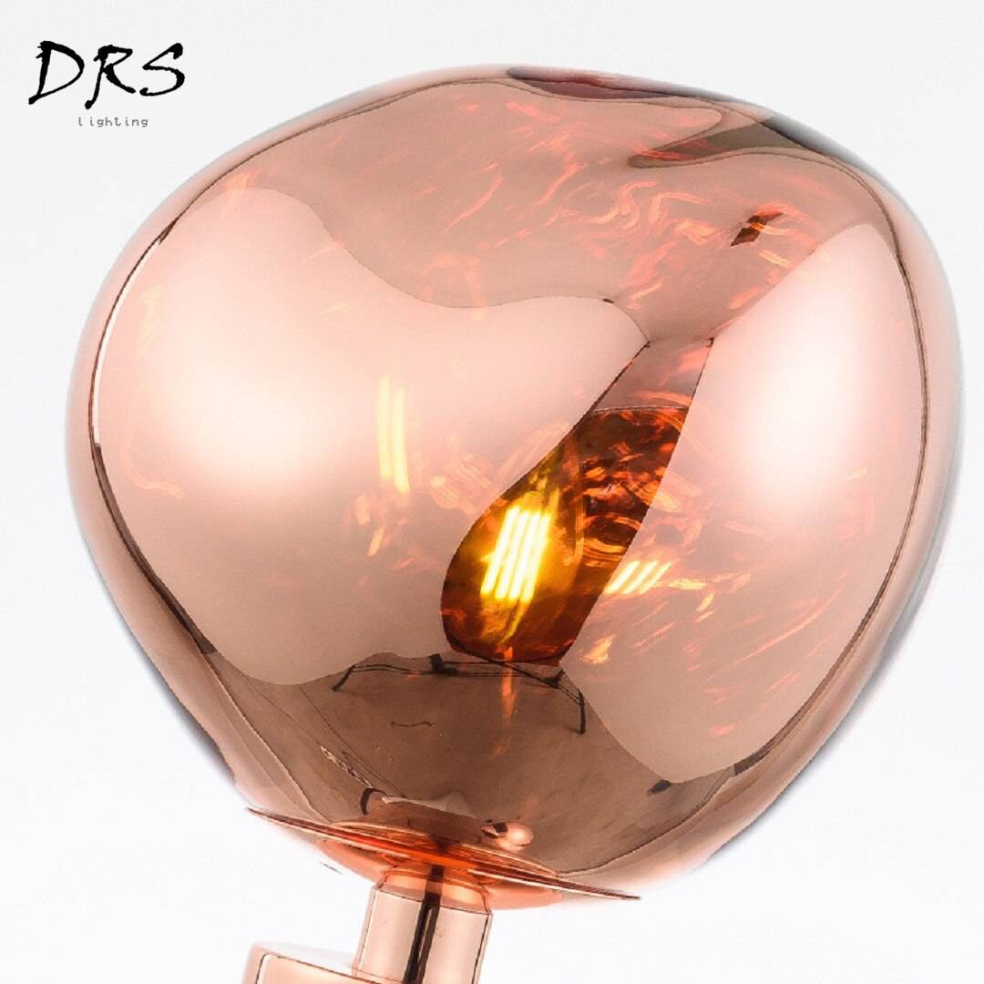 Lampe à poser design en PVC rose gold Melt - vue 3 sur 7