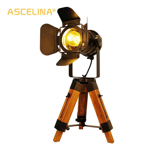 Lampe à poser projecteur ajustable sur pied en bois - vue 2 sur 3