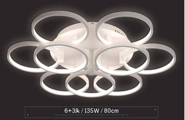 Plafonnier design en cercles blancs