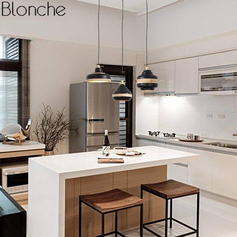 Suspension moderne LED noire et bandeau bois Country - vue 3 sur 11