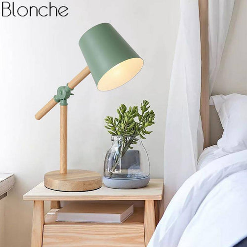 Lampe à poser en bois ajustable avec abat-jour coloré