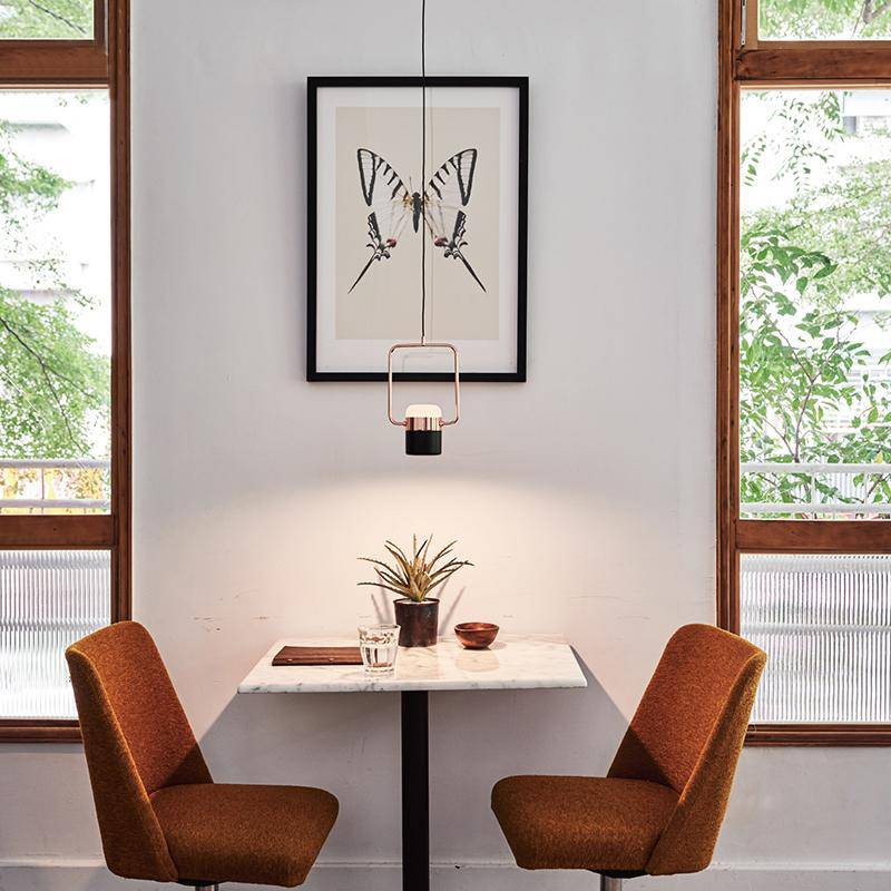 Lustre suspendue LED avec spots rose gold - vue 5 sur 8