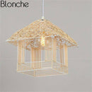 Suspension en forme de maison de couleur Country