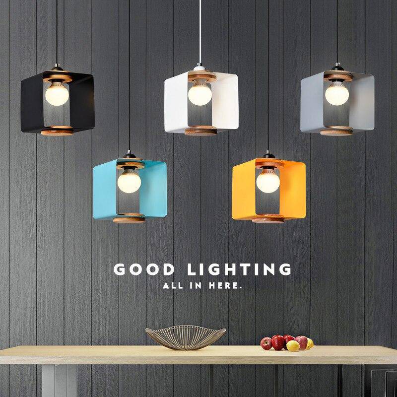 Suspension design à LED avec cube métal coloré Loft - vue 4 sur 9