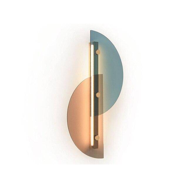 Applique murale design LED avec demi cercle en verre coloré