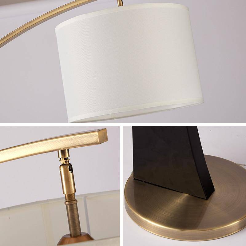 Lampadaire LED design doré arrondi et abat-jour Foyer