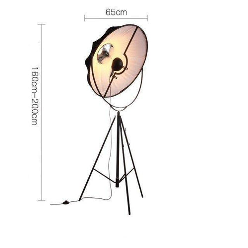 Lampadaire tripode pour photo Sattelite
