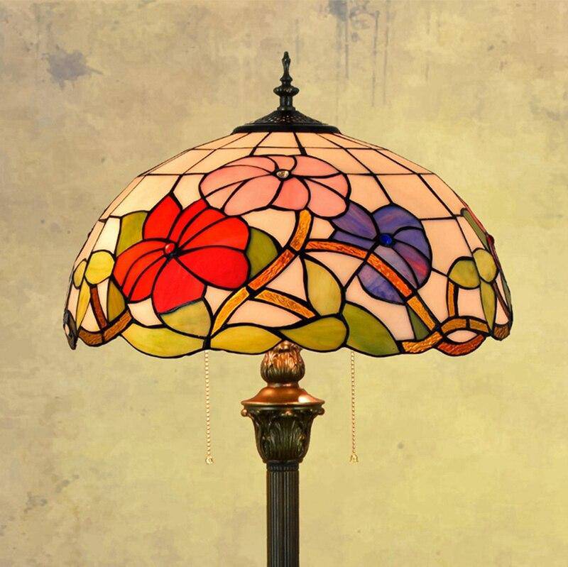Lampadaire tiffany avec abat-jour en verre vitrail rouge et vert