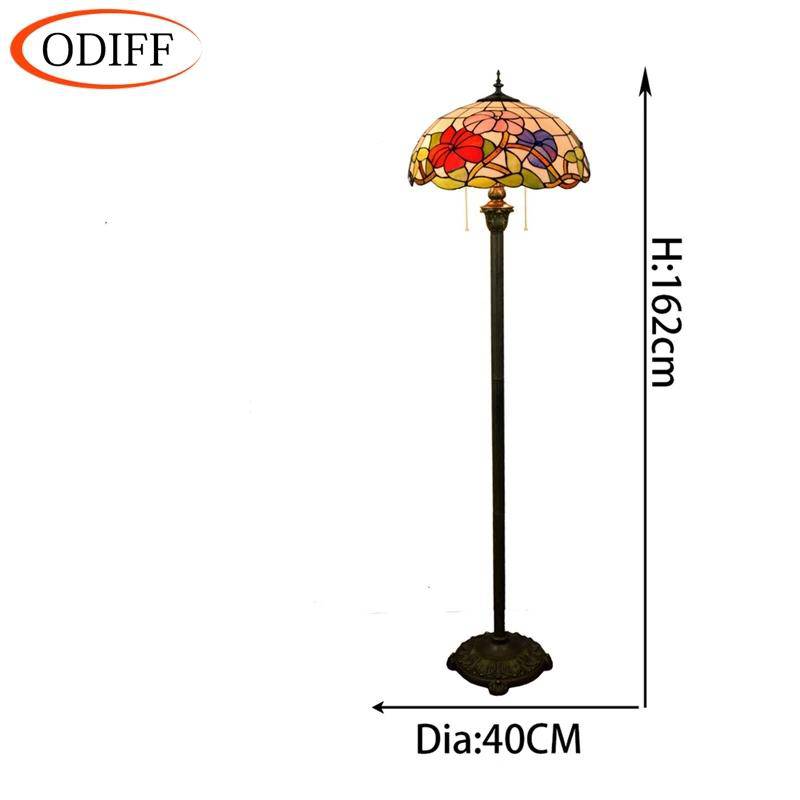 Lampadaire tiffany avec abat-jour en verre vitrail rouge et vert
