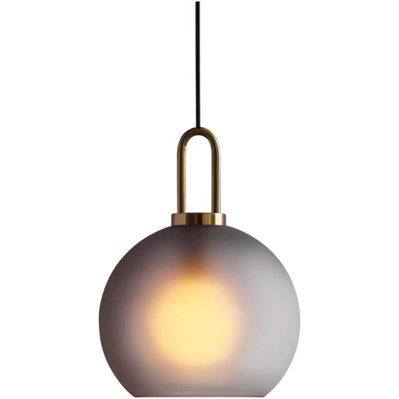 Suspension design boule en verre Room