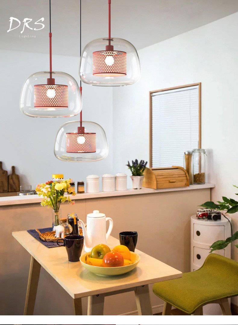 Suspension design à LED cage dans boule en verre - vue 4 sur 9