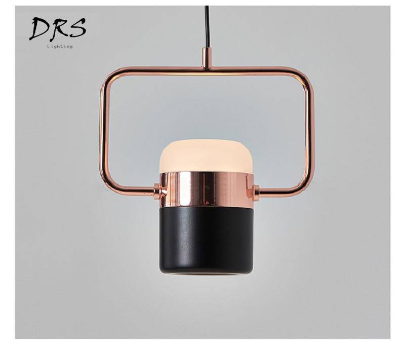 Suspension design en aluminium carré doré à LED avec lampe - vue 7 sur 12
