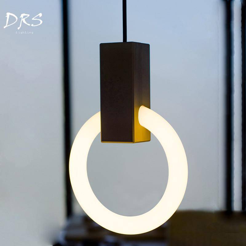 Suspension design cercle éclairé scandinave