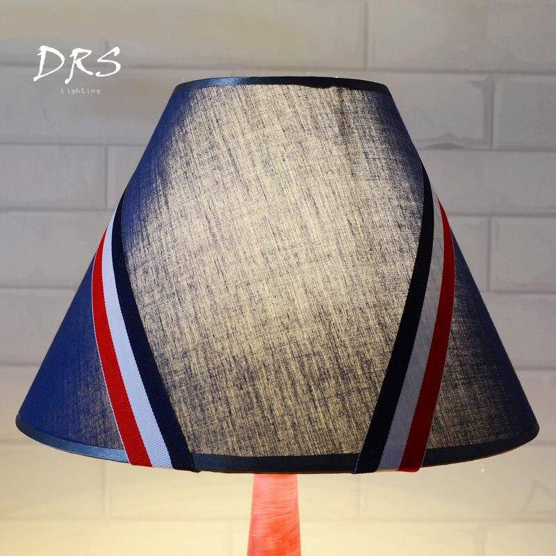 Lampe de chevet enfant avec ballons sportifs et abat-jour - vue 6 sur 6
