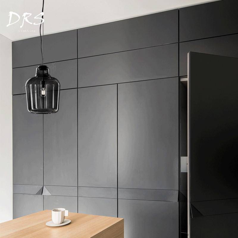 Suspension design LED en verre fumé moderne - vue 4 sur 6