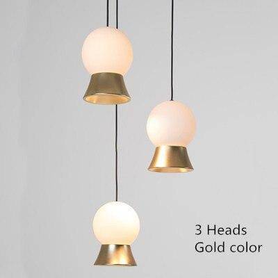 Suspension et lustre design à LED avec boule en verre et support dorée - vue 7 sur 14