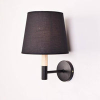 Applique murale moderne LED avec abat-jour triangle en tissu