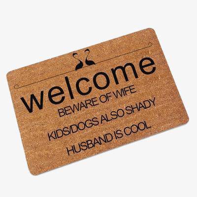 Paillasson rectangle "Welcome beware of wife" - vue 2 sur 2